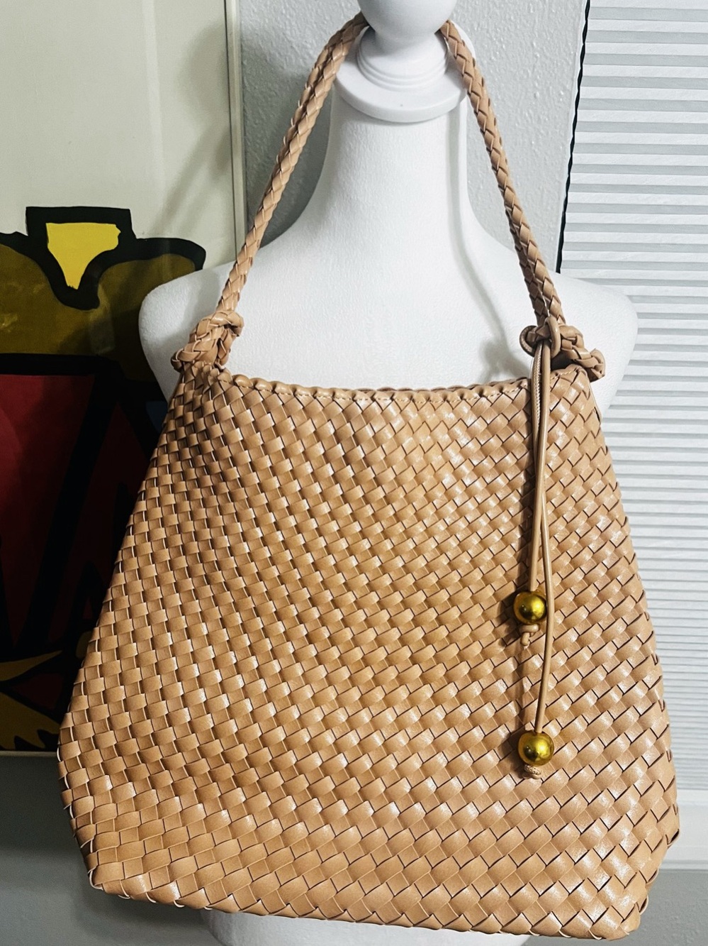 Anthropologie Calla Oversized Woven
Bucket Bag Tan NWT - Picture 6 of 10